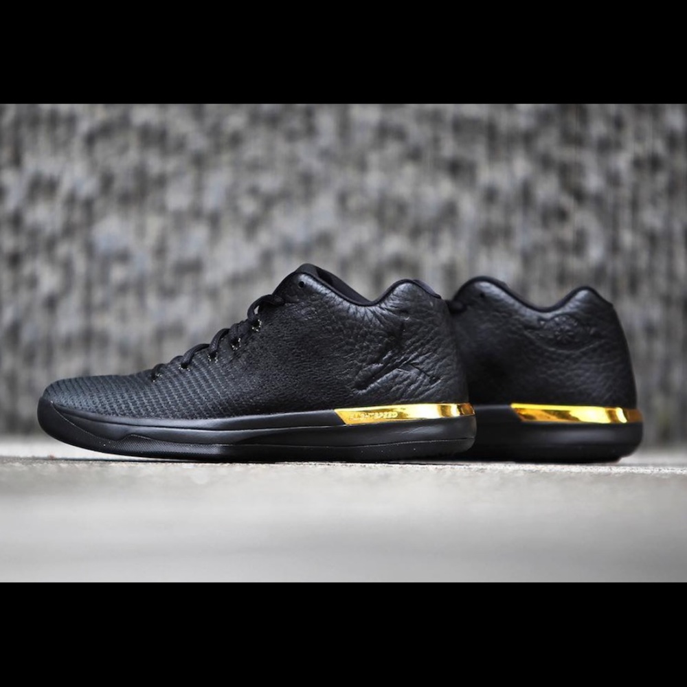 Air Jordan XXX1 Low Triple Black